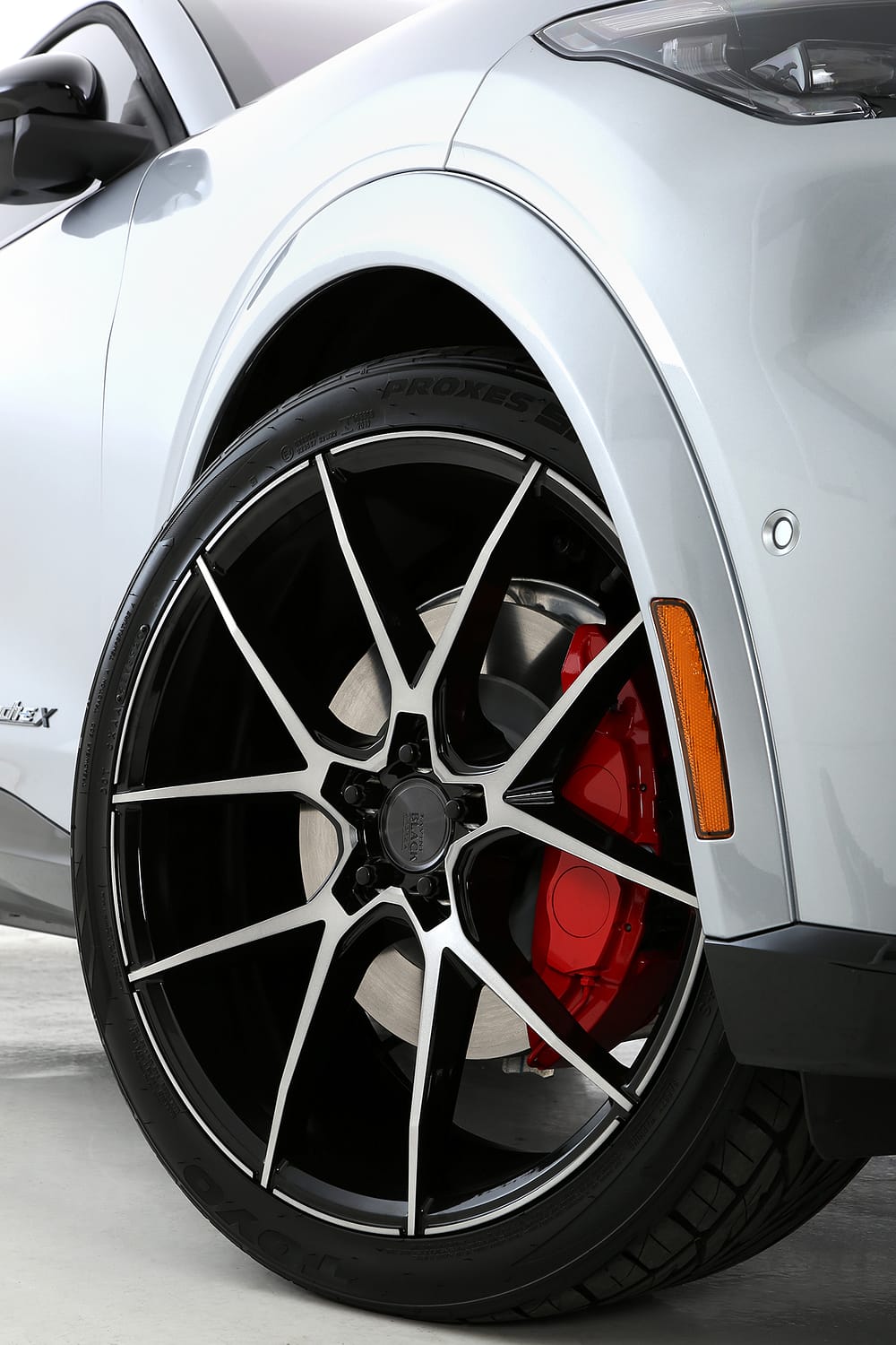 2021 Ford Mach E Silver Wheel - Ken Grody Customs
