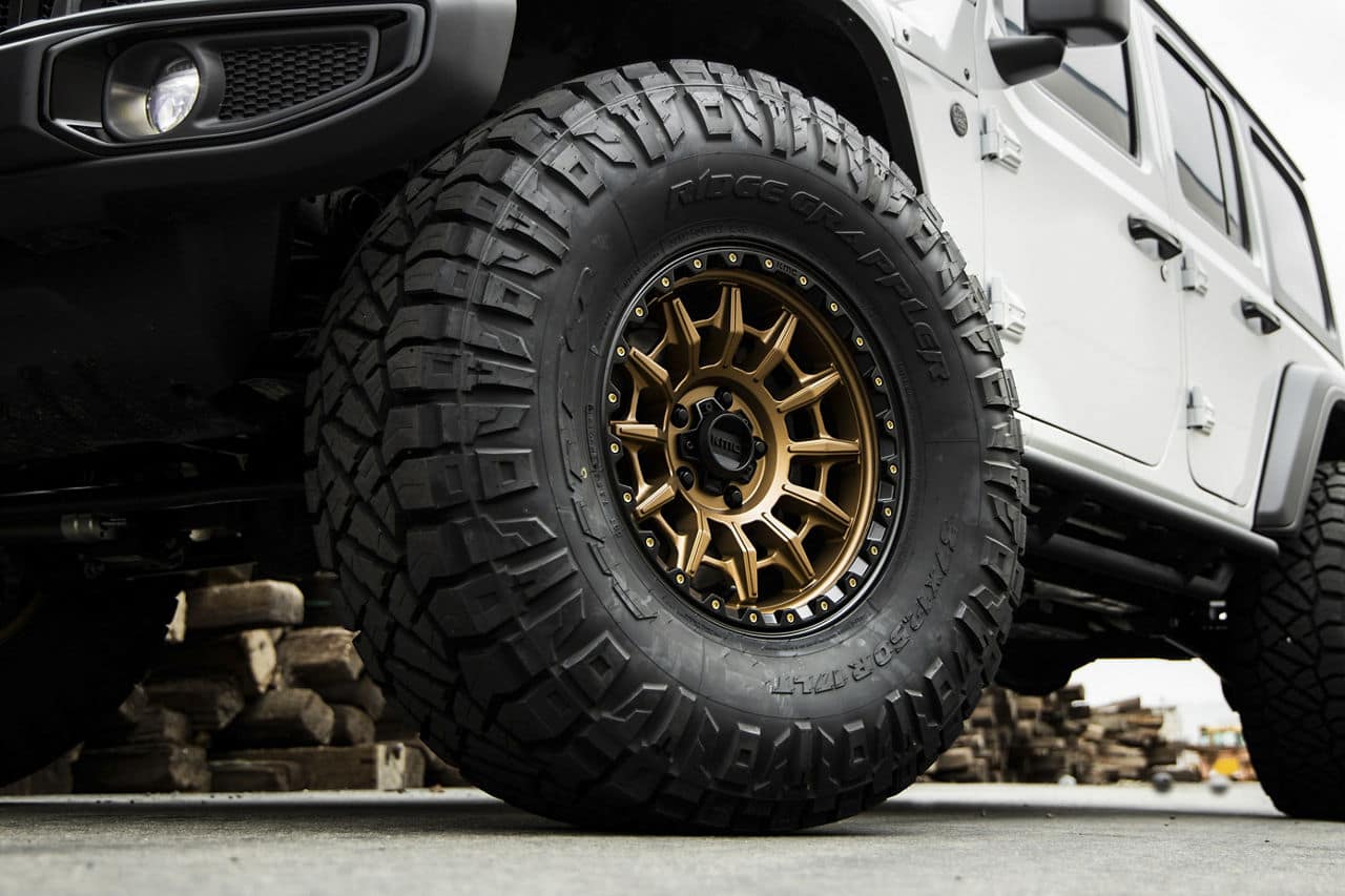 kmc wheels-km547-carnage-matte bronze with black lip-17x9-2020 jeep wrangler 3