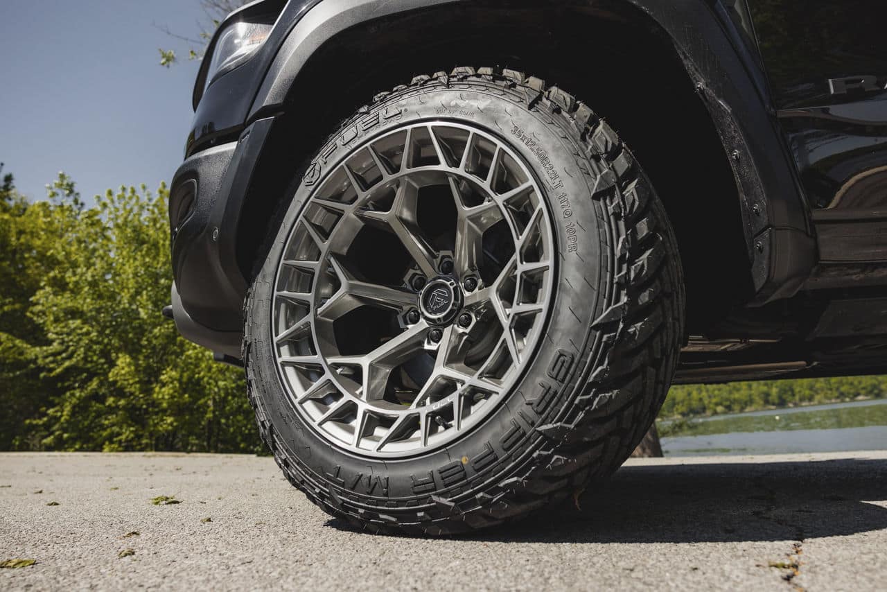 fuel off-road-charger-fc873ax-platinum-22x12-2022 ram trx 3