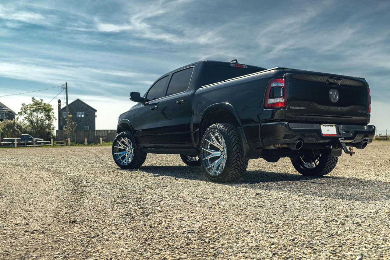fuel off-road-fc402-catalyst-chrome with black lip-24x12-2021 ram 1500 3