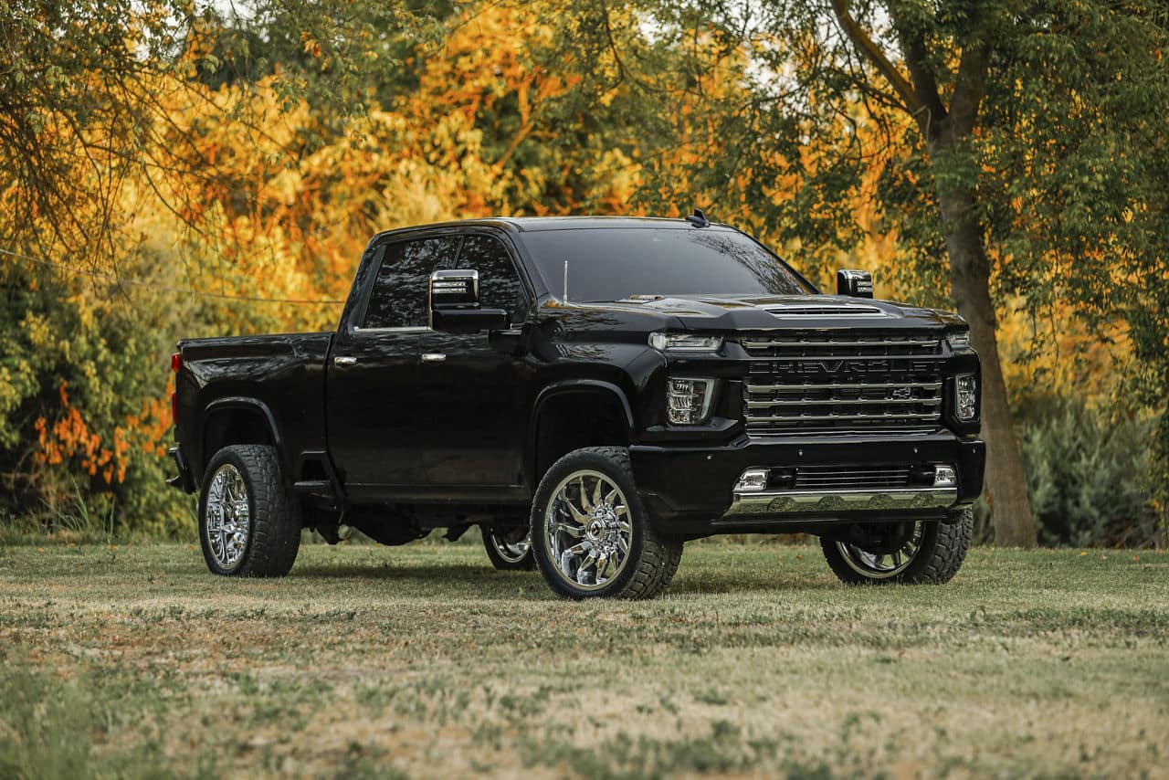 fuel off-road-saber-d743-chrome-22x10-2020 chevrolet 2500 17