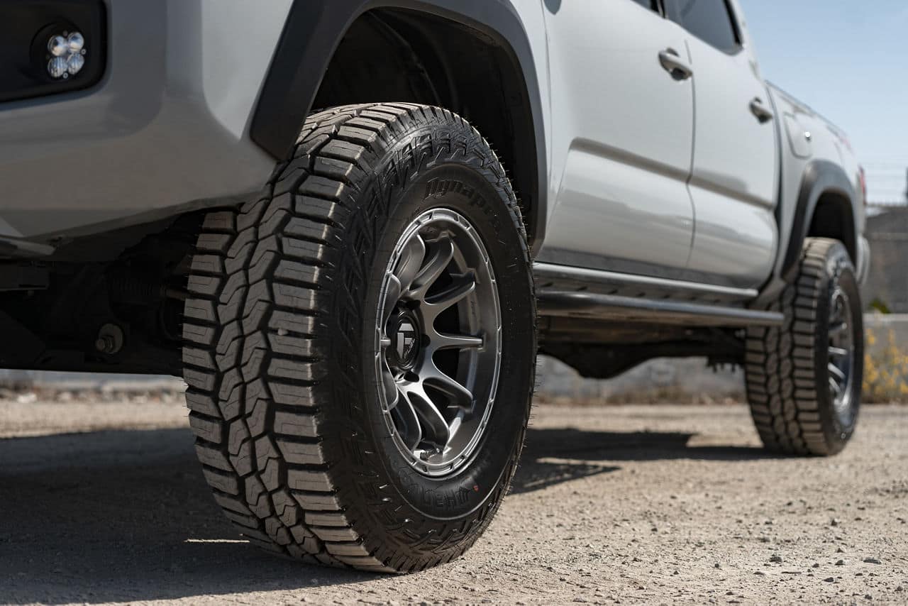 fuel off-road-variant-d793-matte gunmetal-17x9-2017 toyota tacoma 10