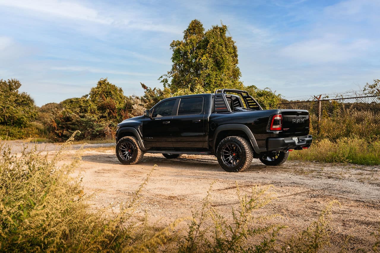 fuel-offroad-rebel-d679-et-13-22x10-6 lug-matte black-ram-trx 4