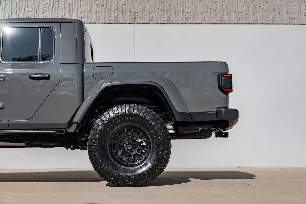 kmc wheels-km727-wrath-satin black-17x8 (2)
