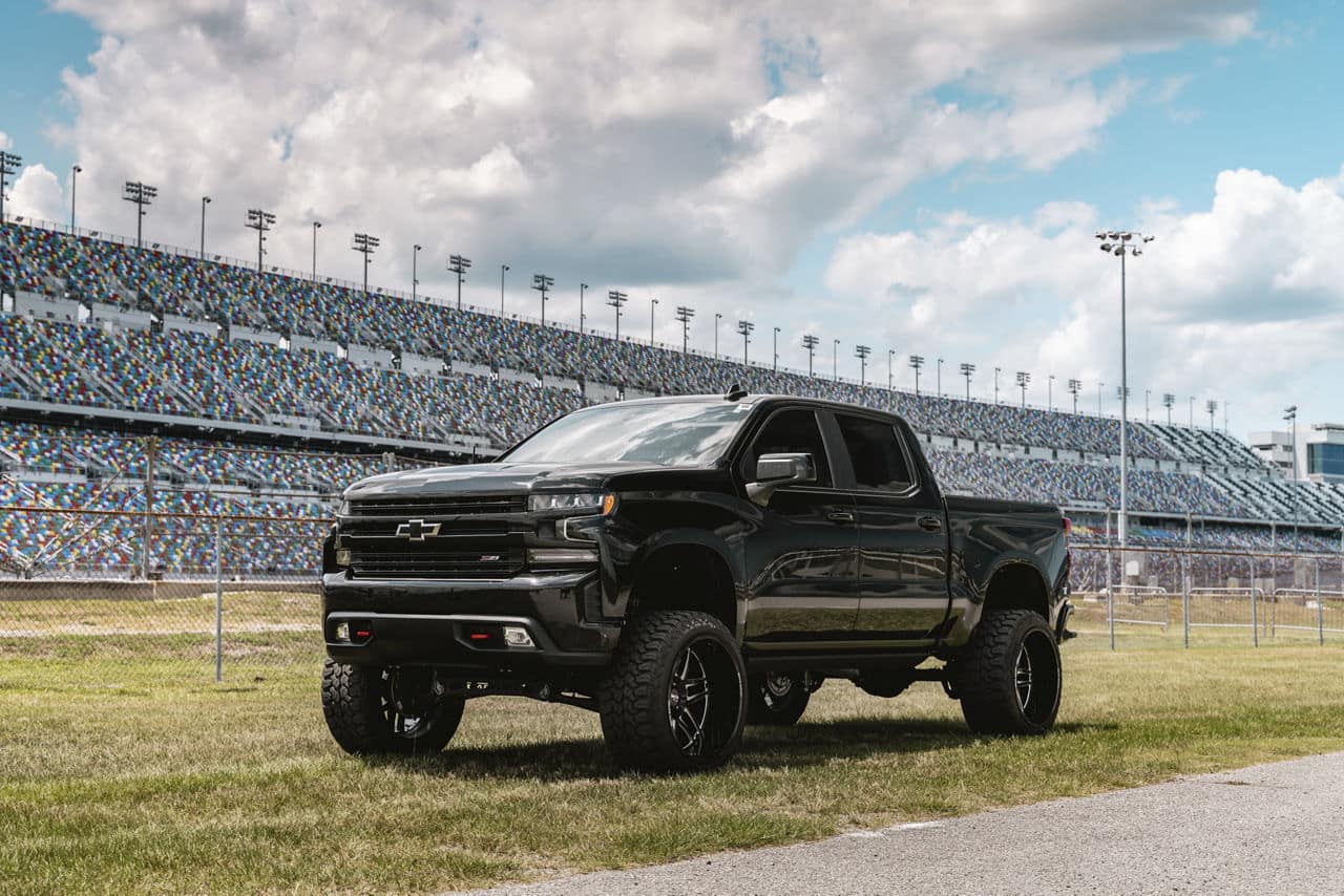 moto metal-mo992-folsom-gloss black milled-24x14-2020 chevrolet silverado 15