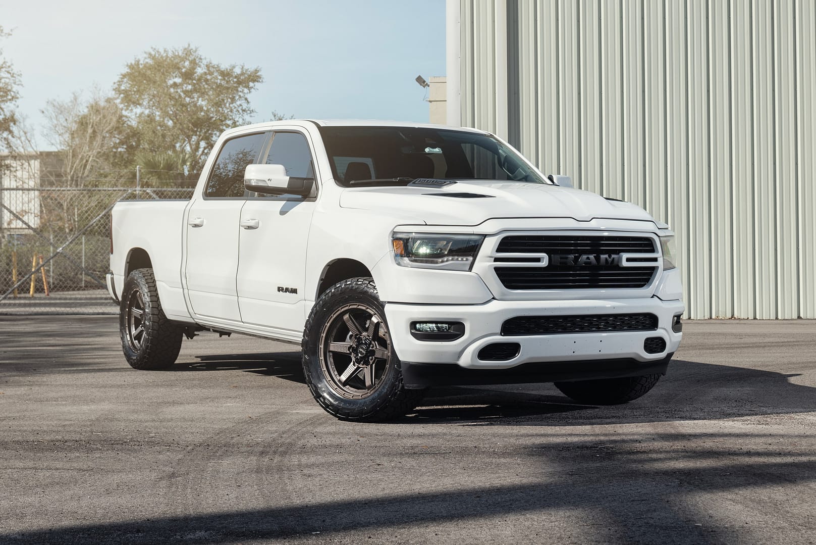 RAM-1500-4PLAY-WHEELS-S63-20X9-305X55X20-NITTO-TIRES-1