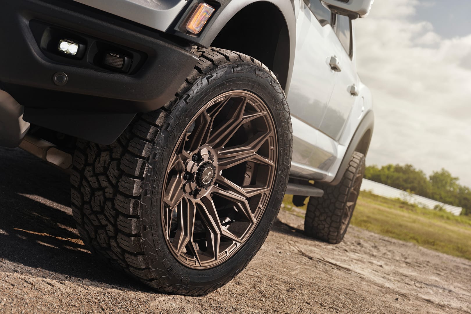 FORD-F150-RAPTOR-4PLAY-WHEELS-4P83-BRONZE-22X10-33X12-2