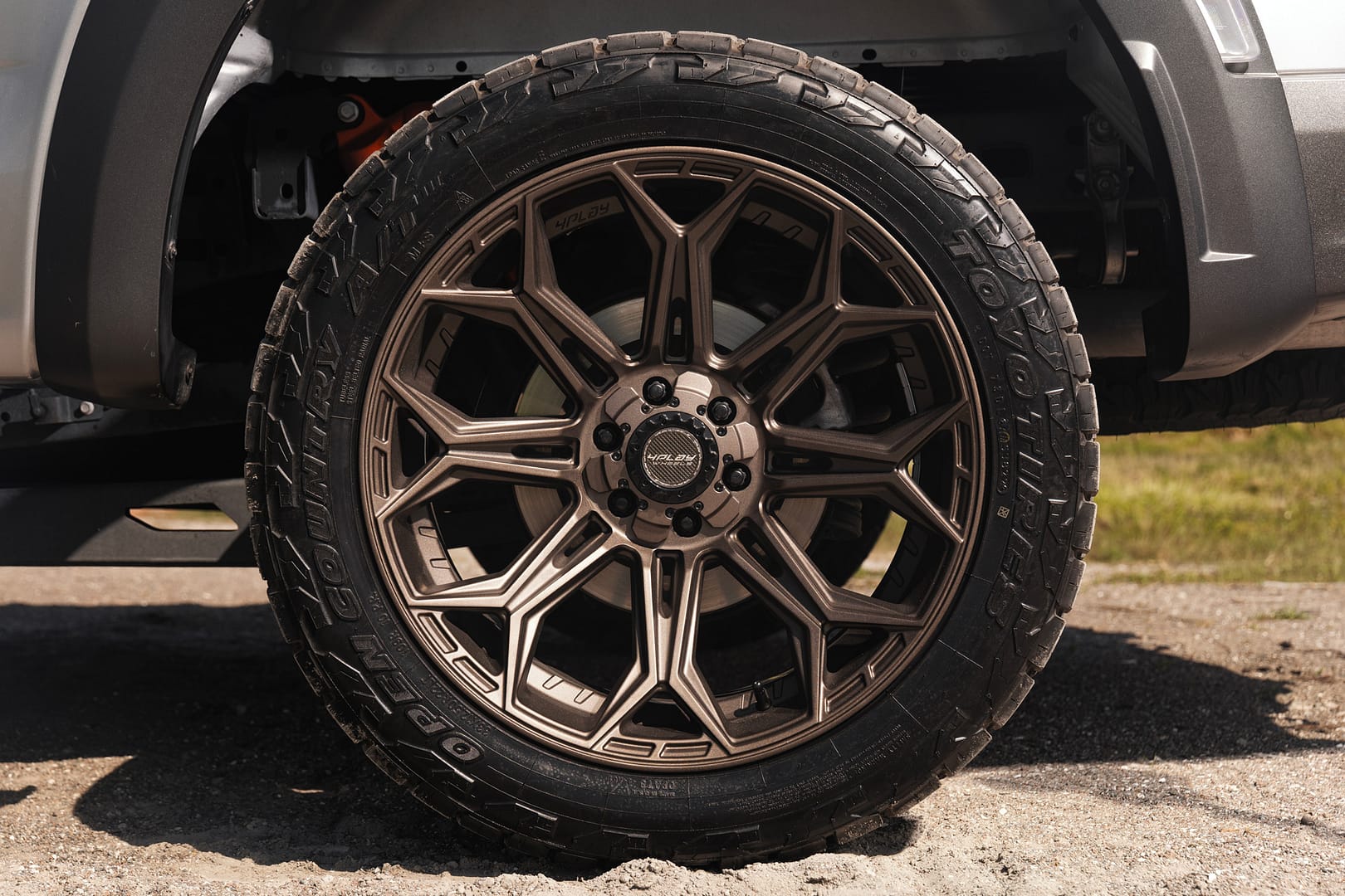 FORD-F150-RAPTOR-4PLAY-WHEELS-4P83-BRONZE-22X10-33X12-3