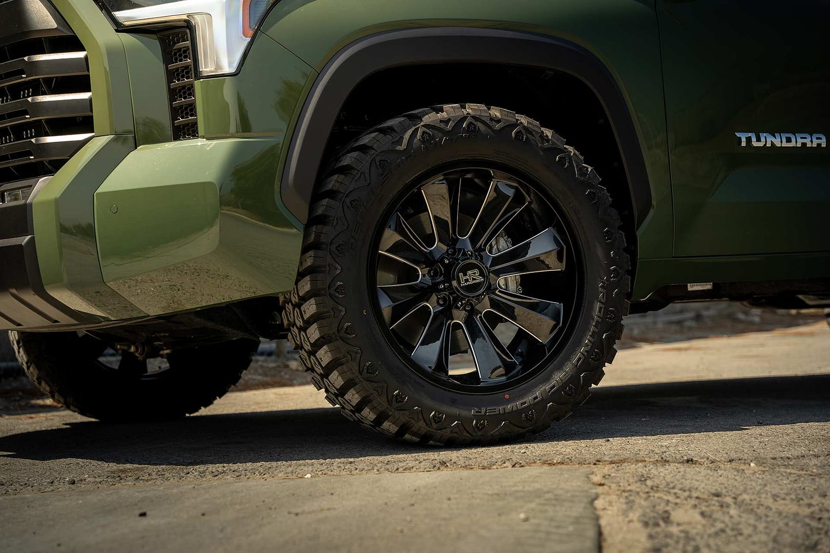 army-green-toyota-tundra-h506-4