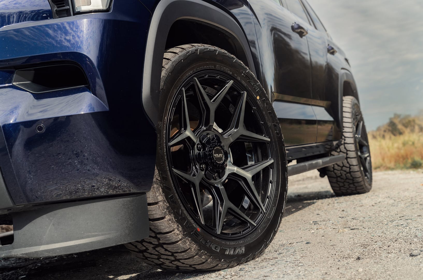 TOYOTA-SEQUOIA-4PLAY-WHEELS-4P06-22X9-0-ET-285X45X22-FALKEN-TIRES-STOCK-SUSPENSION-7