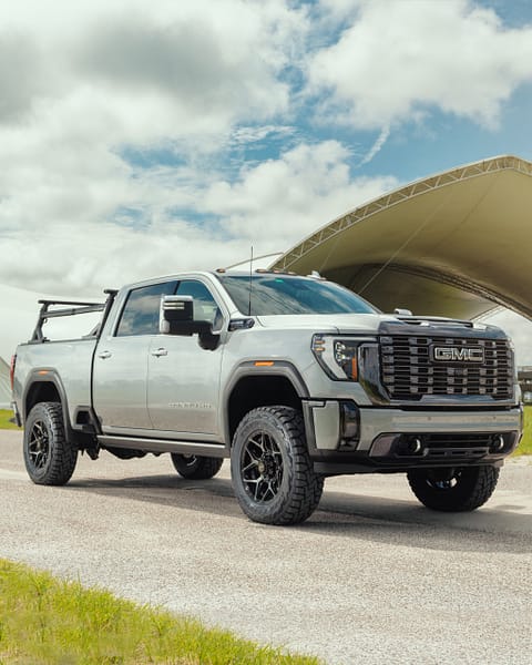 2023 GMC Sierra 2500HD Denali